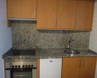 Apartament de lloguer a Rúa da República de El Salvador, Ensanche - Sar