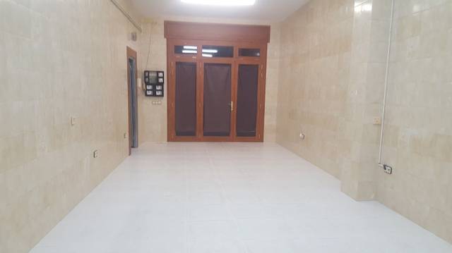Local comercial en Alquiler en El Pla de Santa Maria