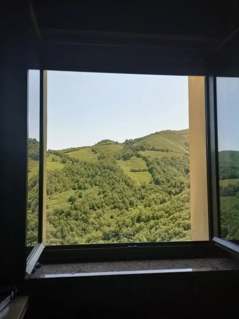 Einfamilien-Reihenhaus zum Verkauf in Langreo mit Heizung, Parkett und Terrasse