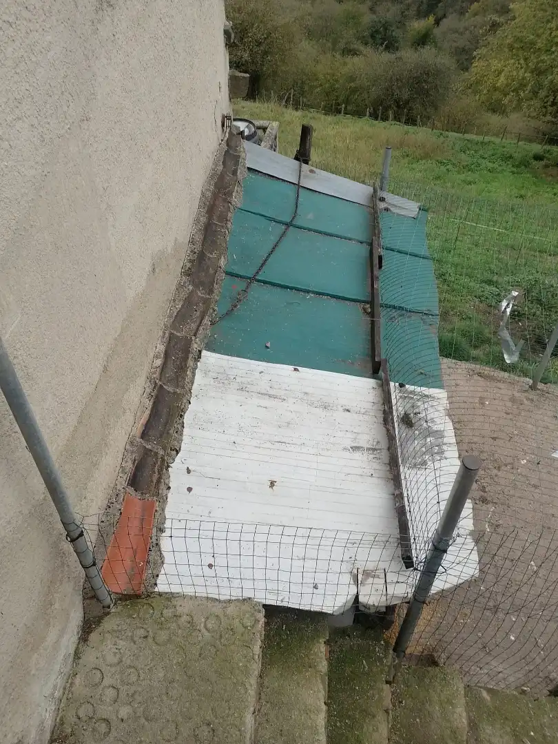 Außenansicht von Einfamilien-Reihenhaus zum Verkauf in Langreo mit Heizung, Parkett und Terrasse