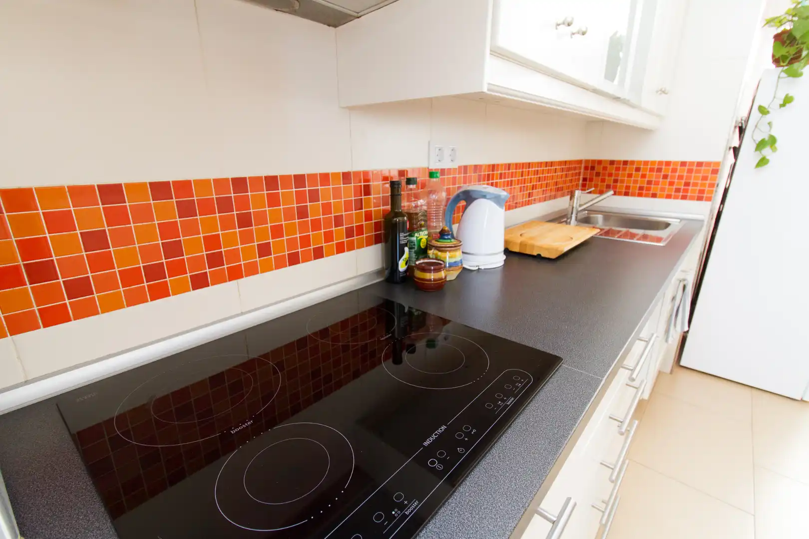 Kitchen of Flat for share in Málaga  with Air Conditioner, Heating and Furnished