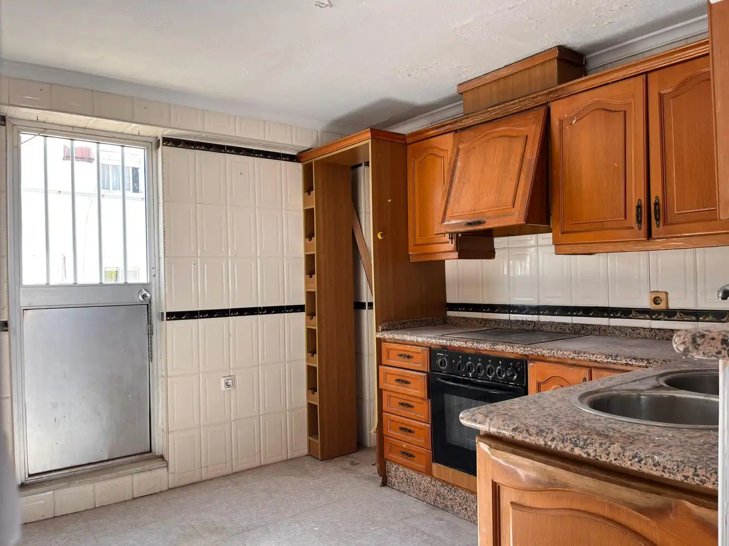 Kitchen of Detached homes for sale in Morón de la Frontera