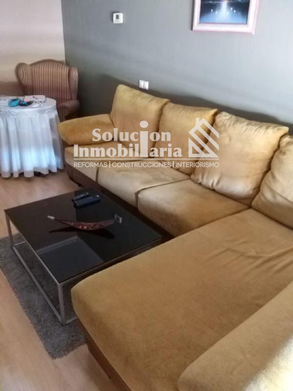 Sala d'estar de Pis en venda en Moriscos amb Calefacció, Terrassa i Moblat