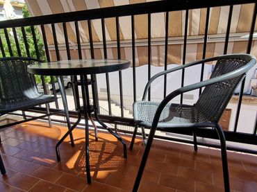 Appartamento con balcone in affitto a Calle Fábrica Nueva
