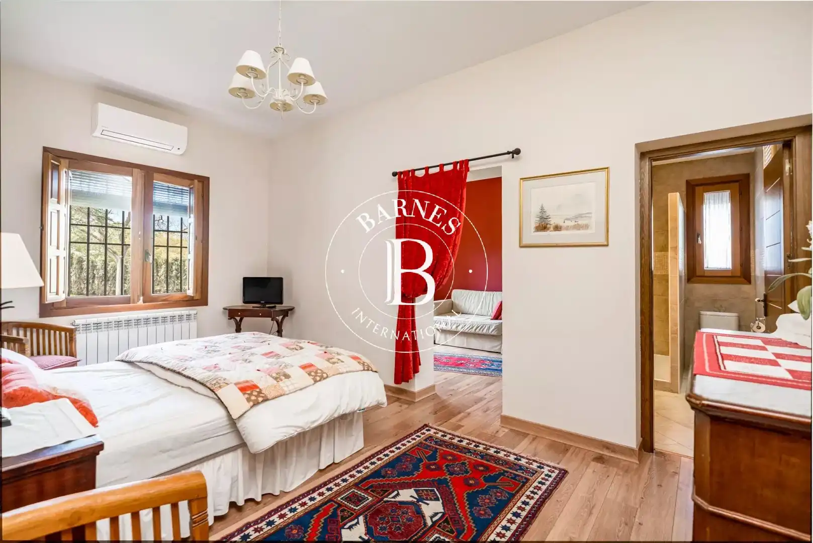 Habitación de Casa o chalet en venta en Alcázar de San Juan con Jardín privado, Piscina y Amueblado