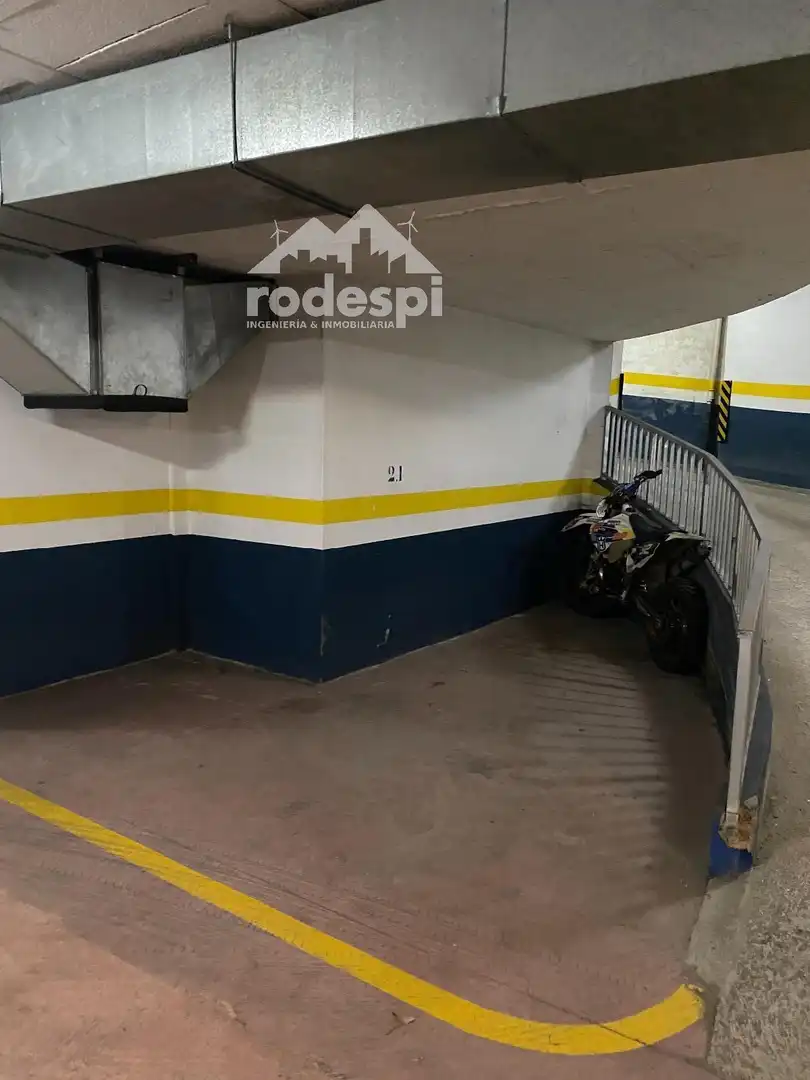 Garage for sale in A Cañiza