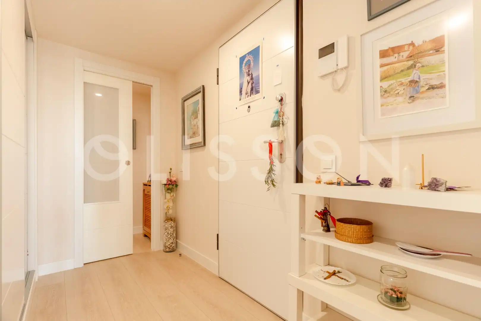 Flat for sale in Madrid  with Air Conditioner, Heating and Terrace