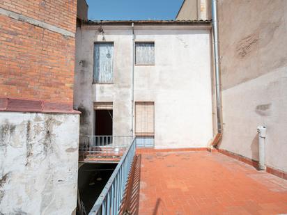 Exterior view of Single-family semi-detached for sale in Banyoles  with Terrace and Balcony