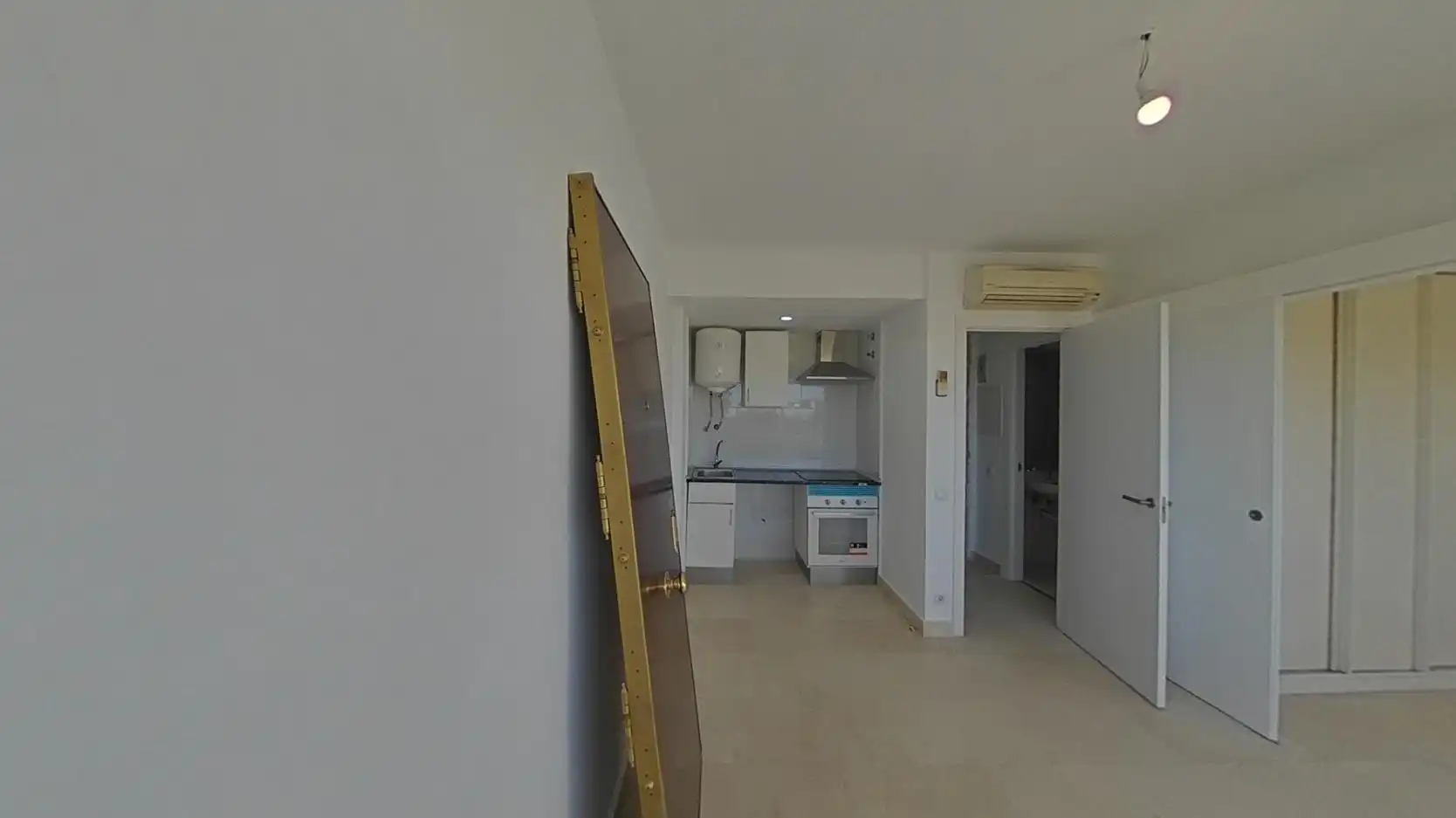 Wohnung zum Verkauf in Madrid mit Klimaanlage, Heizung und Abstellraum