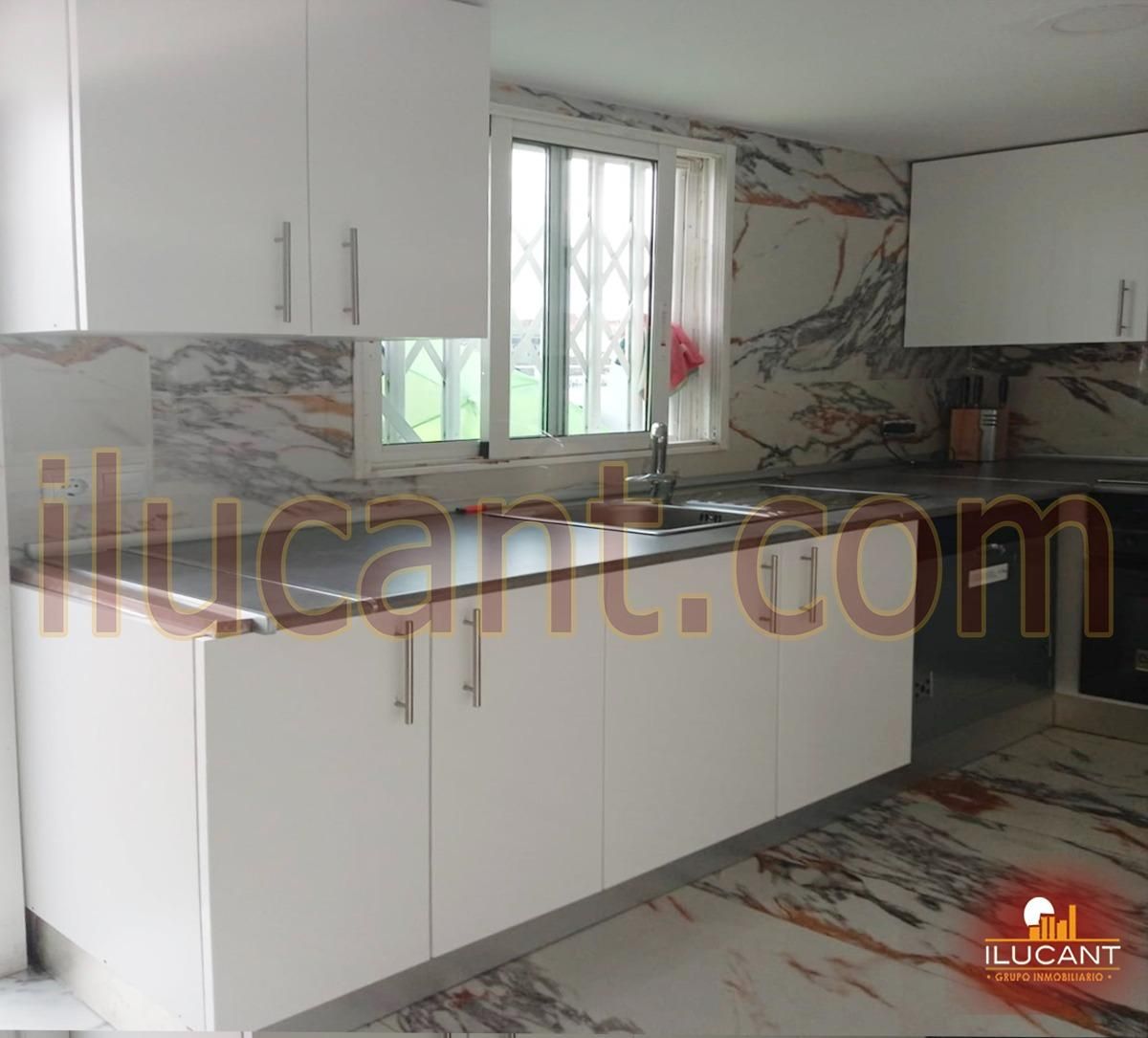 Cuina de Pis en venda en Alicante / Alacant amb Terrassa