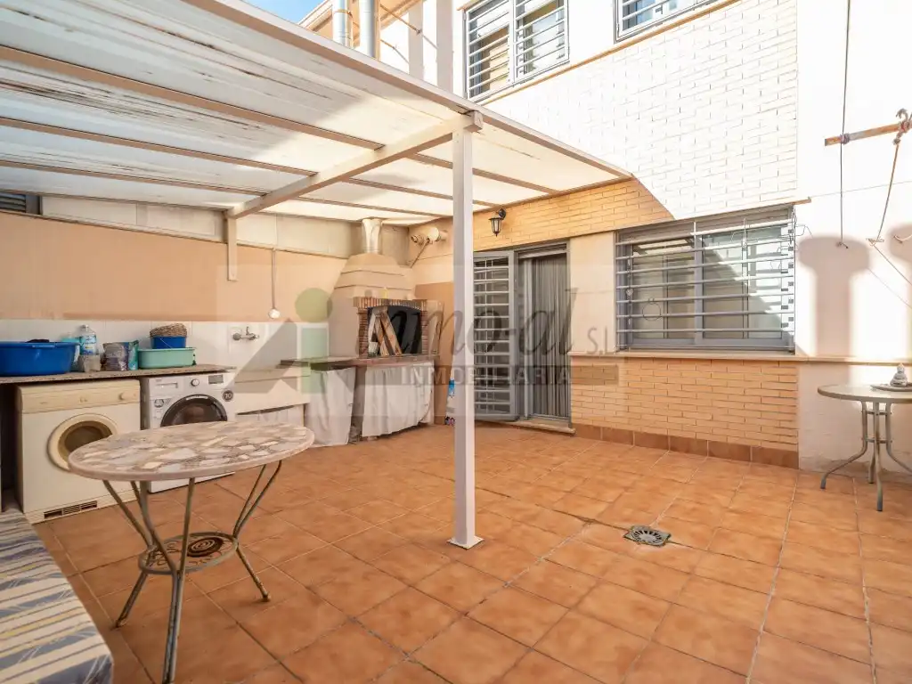 Terrassa de Casa adosada en venda en Almazora / Almassora amb Aire condicionat i Calefacció