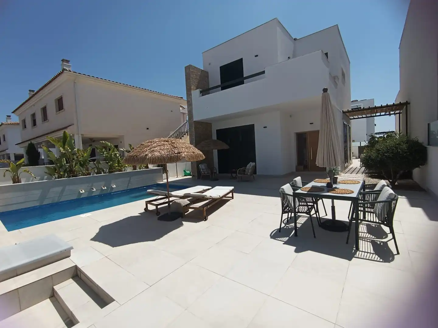 Terrassa de Casa o xalet en venda en Daya Nueva amb Aire condicionat, Calefacció i Jardí privat