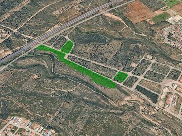 Rustikales Grundstück zum Verkauf in Partida SUD-10 Solemio