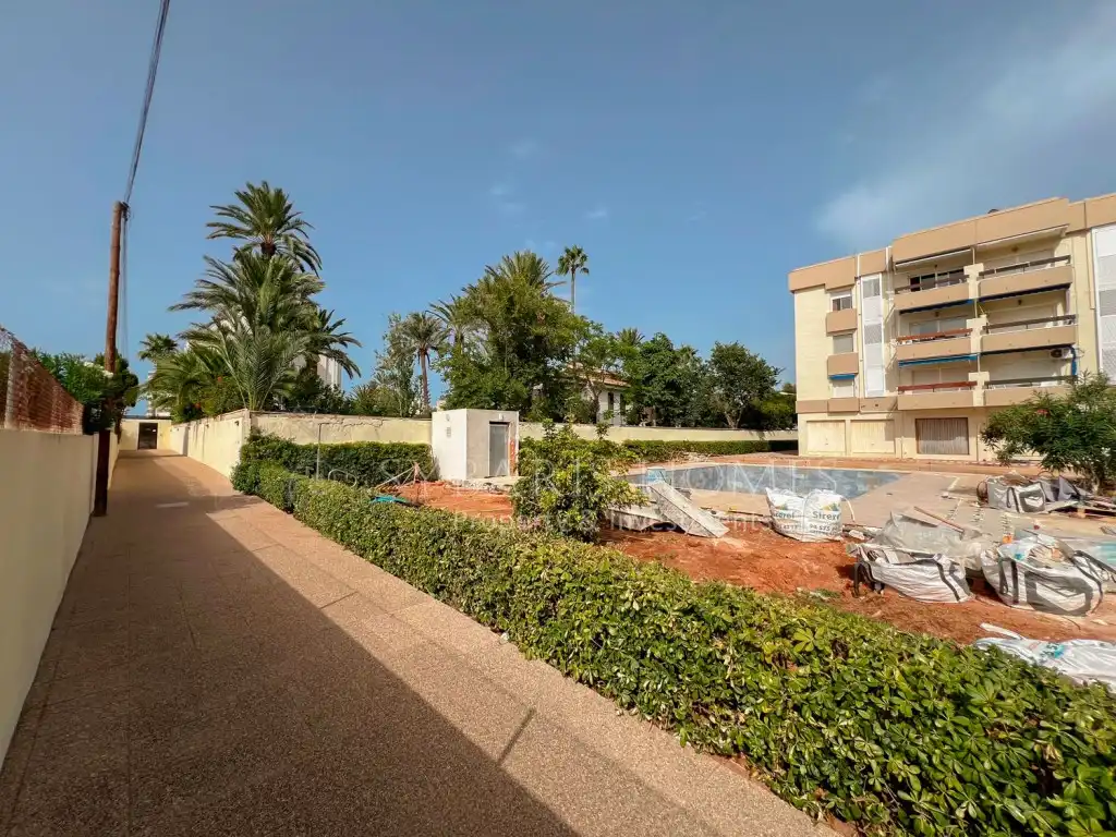 Vista exterior de Estudio en venta en Dénia con Aire acondicionado, Jardín privado y Terraza