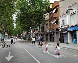 Vista exterior de Local de lloguer en Sabadell