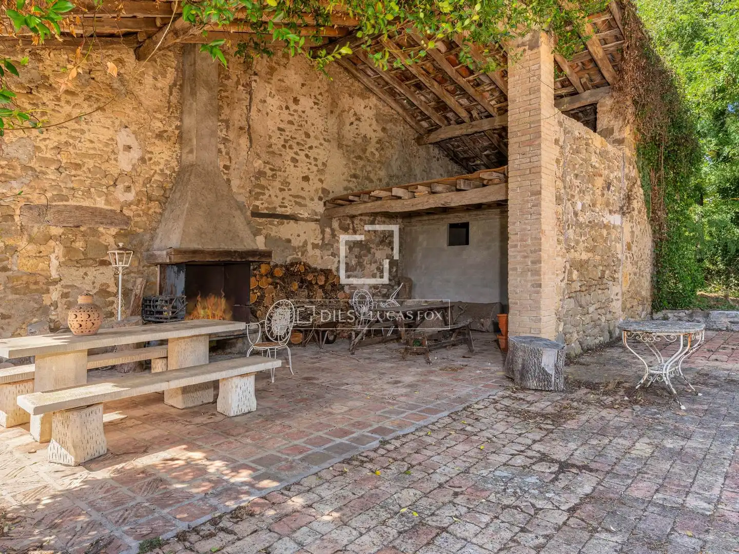 Casa rústica amb terrassa en venda a Banyoles, imagen 38