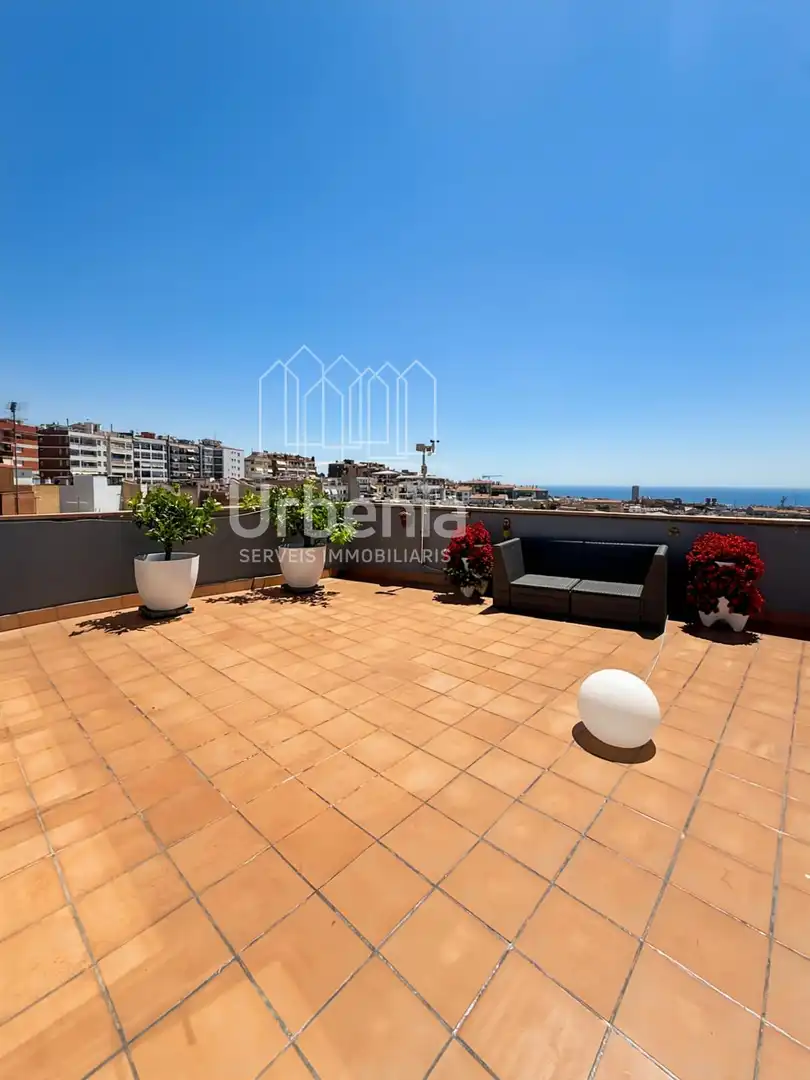 Terraza de Ático en venta en Mataró con Aire acondicionado, Calefacción y Terraza
