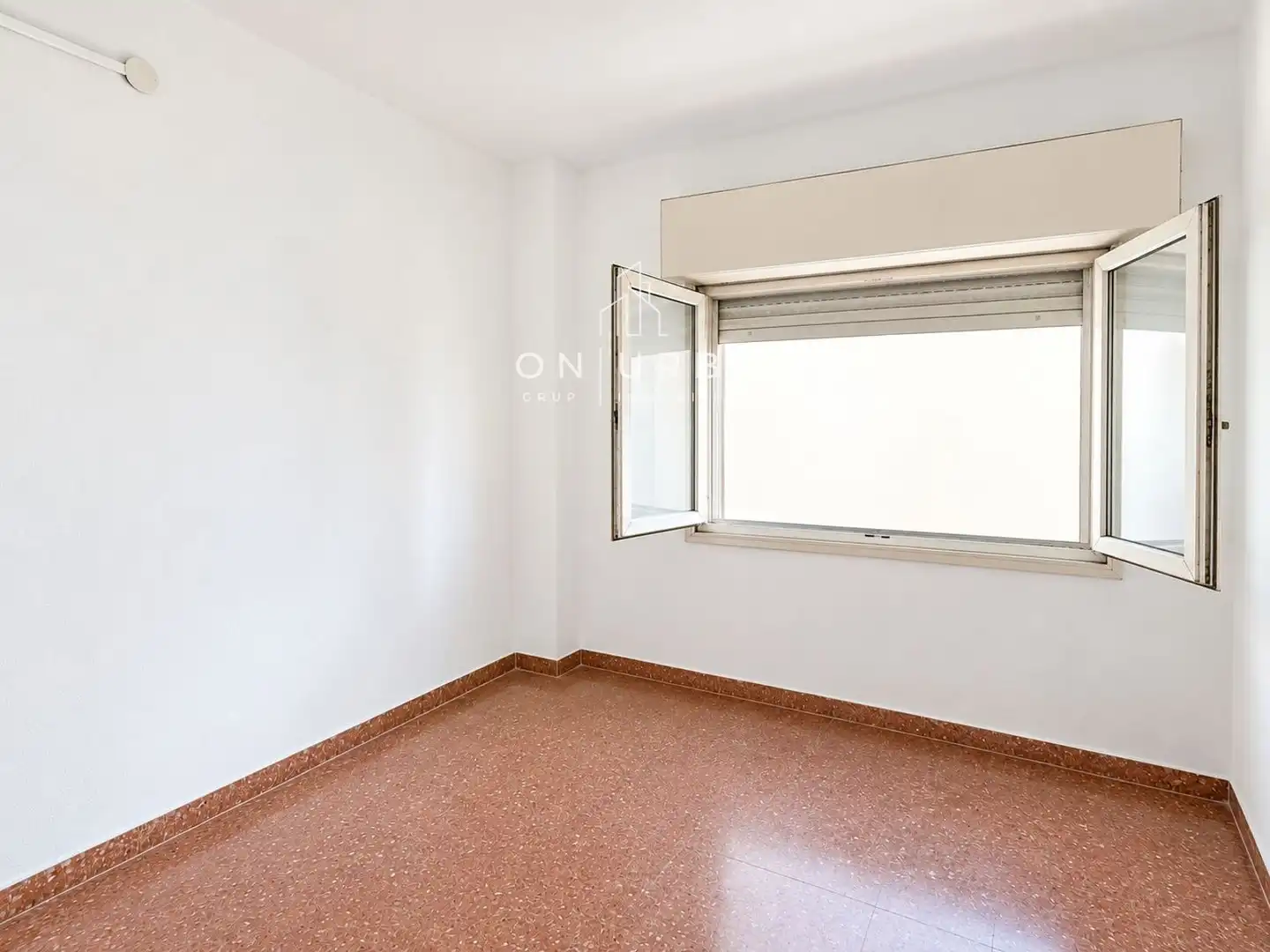 Bedroom of Flat for sale in Barcelona  with Heating, Terrace and Balcony