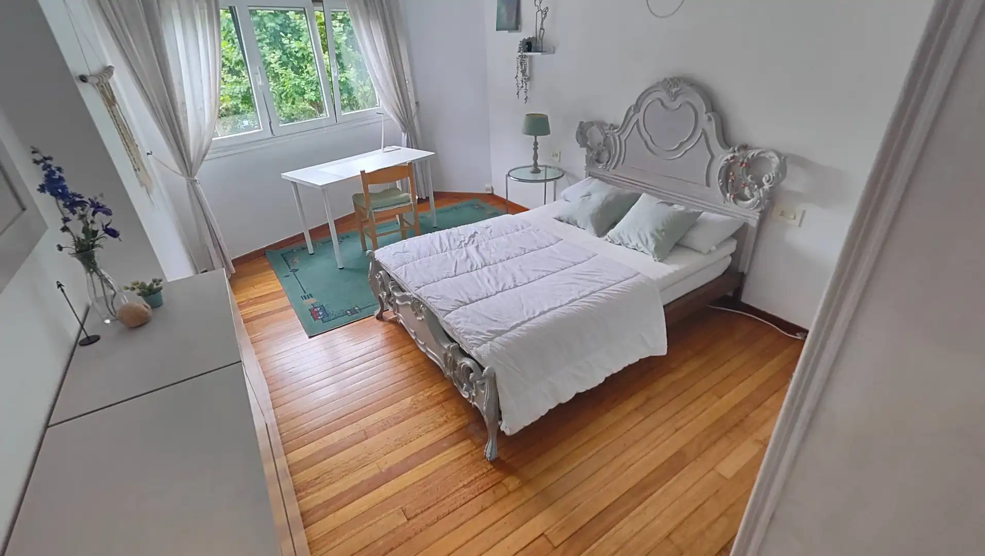 Habitación de Piso en venta en Santiago de Compostela  con Trastero y Amueblado