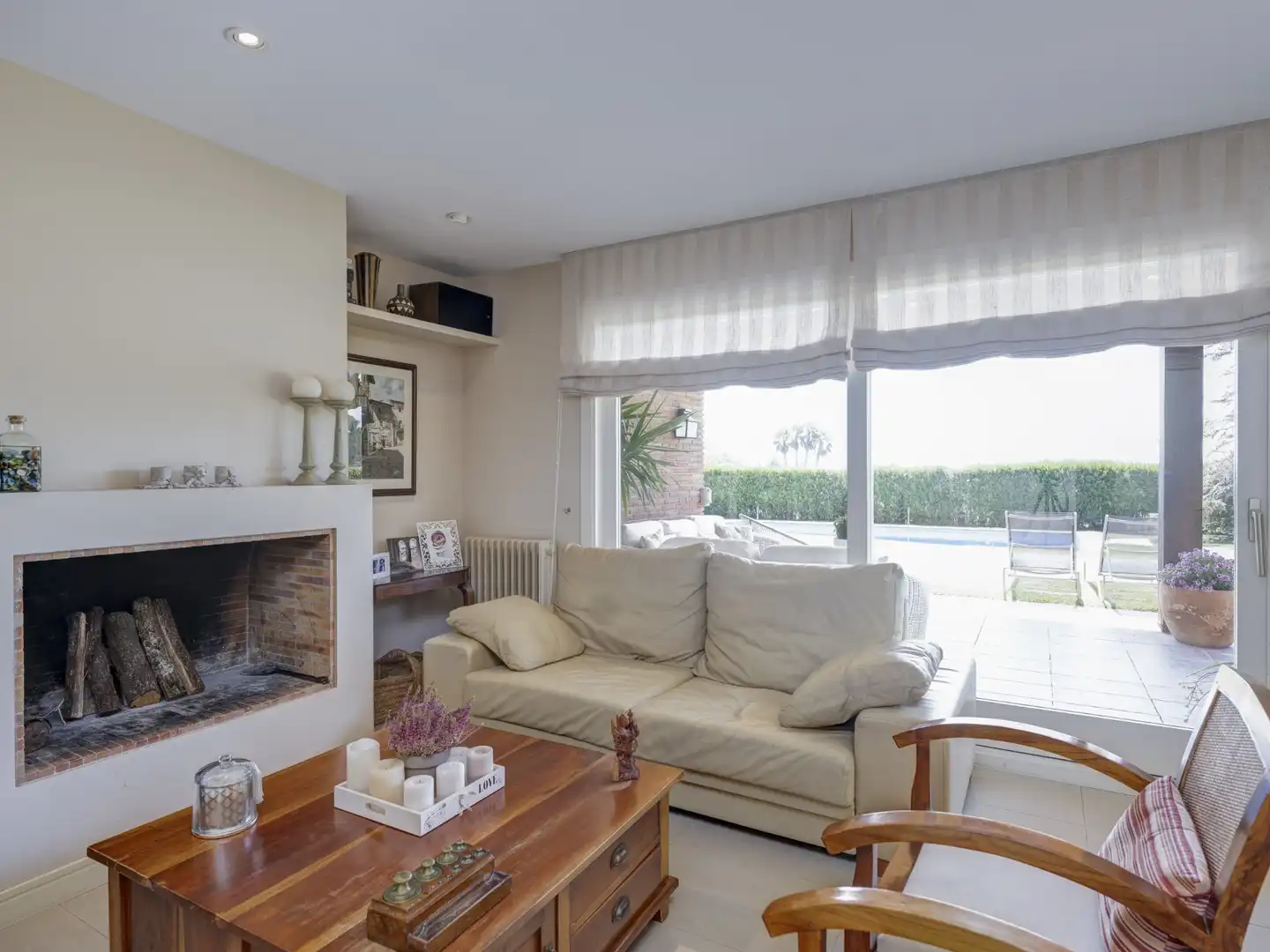 Living room of Houses for sale in Sant Andreu de Llavaneres  with Air Conditioner, Heating and Private garden