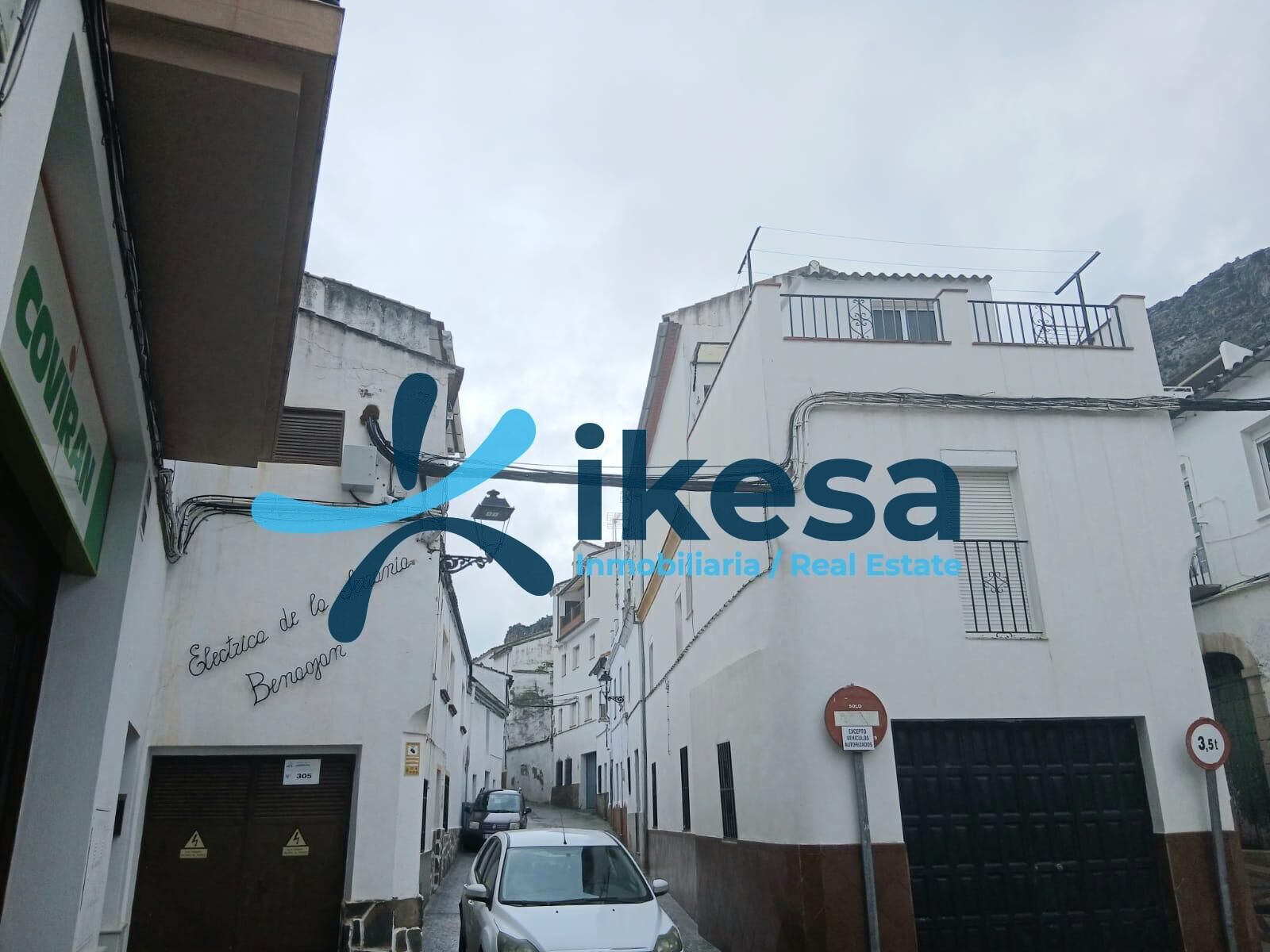 Exterior view of House or chalet for sale in Benaoján