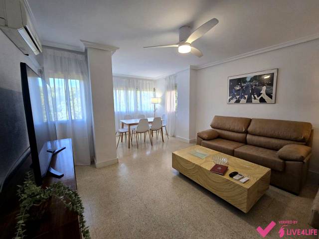 Piso en Alquiler en De La Paz en El Plantinar – Avda. La Paz - El Juncal