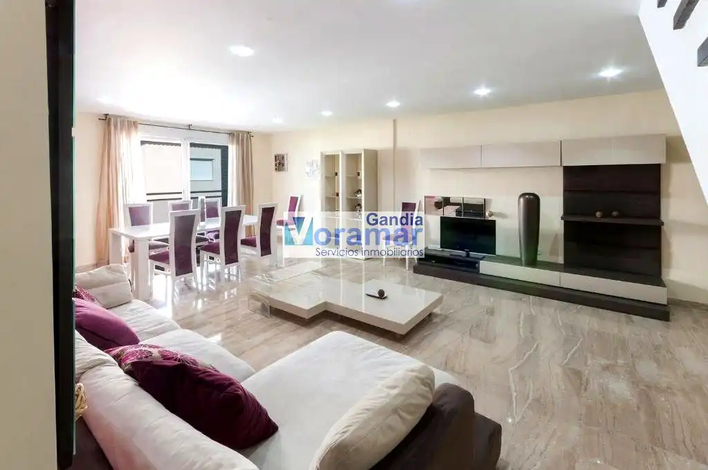Wohnzimmer von Maisonette zur Miete in Gandia mit Klimaanlage, Heizung und Terrasse