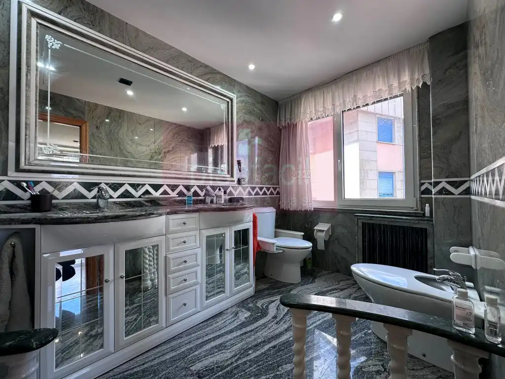 Baño de Piso en venta en Lugo