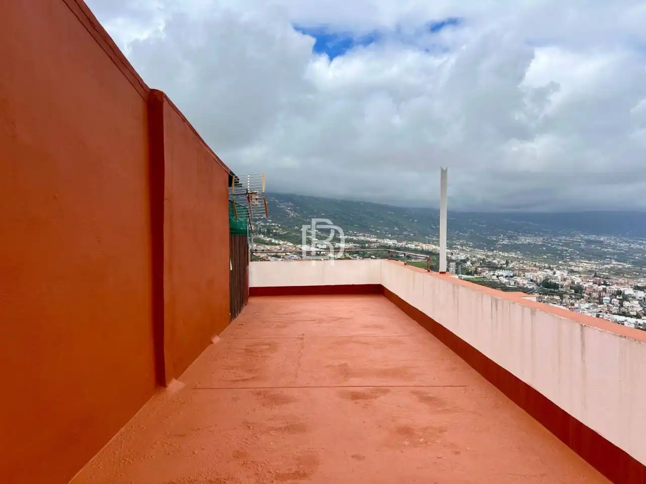Flat for sale in Calle Dátiles-Pino Alto, Las Cuevas - Los Gómez
