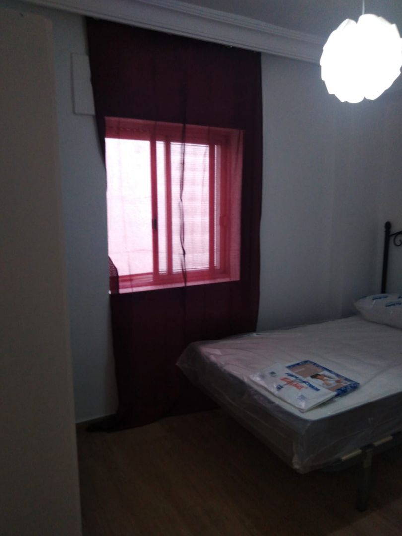 Bedroom of Flat to rent in  Huelva Capital  with Furnished and Washing machine