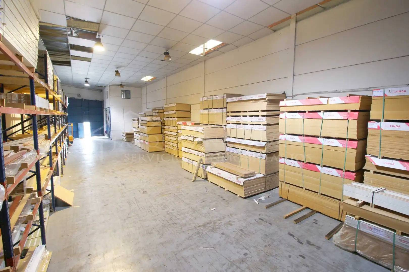 Nave industrial en venta en Pintores - Ferial