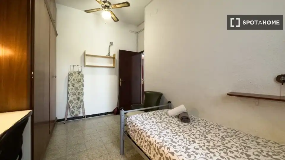 Habitació a La Marina del Port