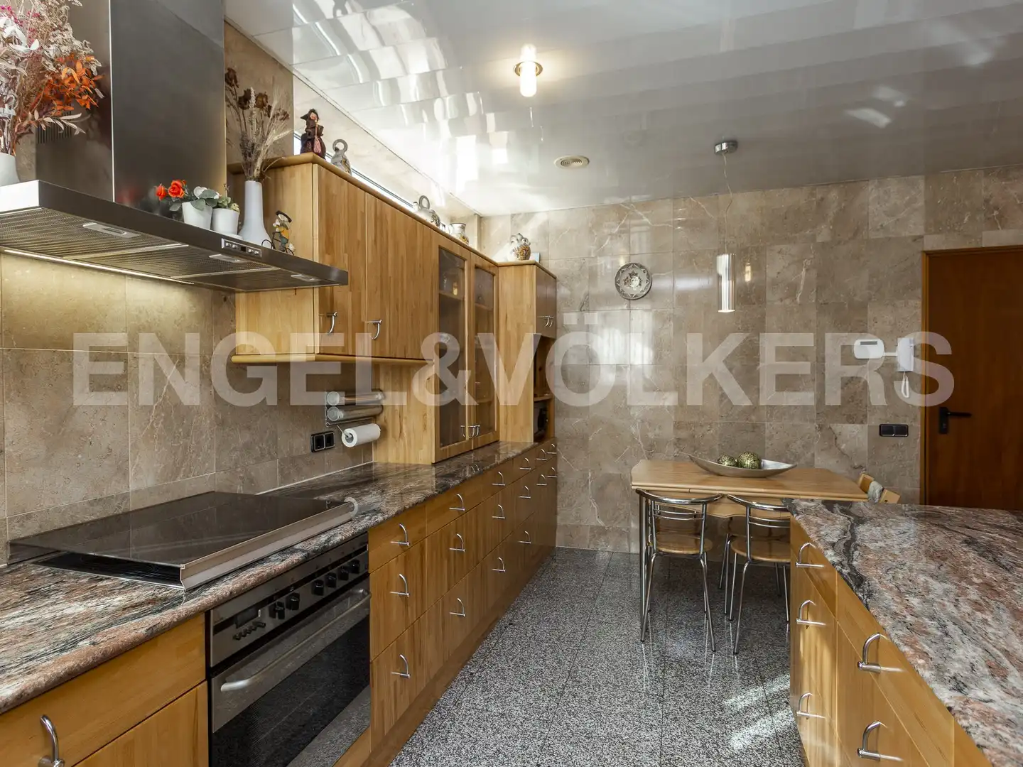 Cocina de Casa o chalet en venta en Santa Coloma de Cervelló con Calefacción, Jardín privado y Parquet