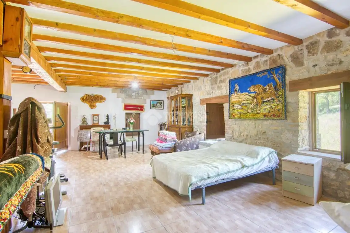 Sala d'estar de Finca rústica en venda en Solórzano amb Terrassa i Balcó