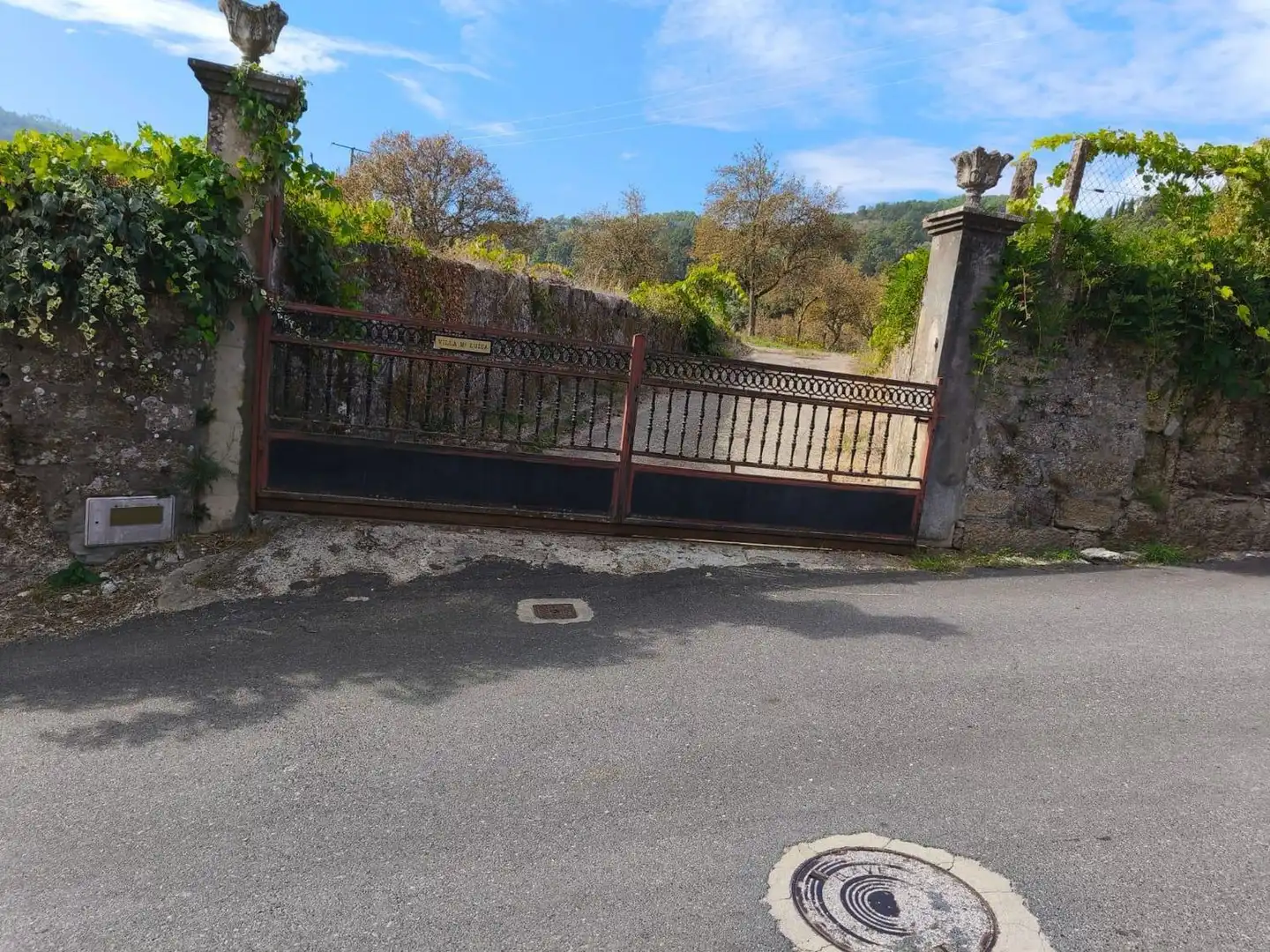 Parking of Land for sale in Ribadavia