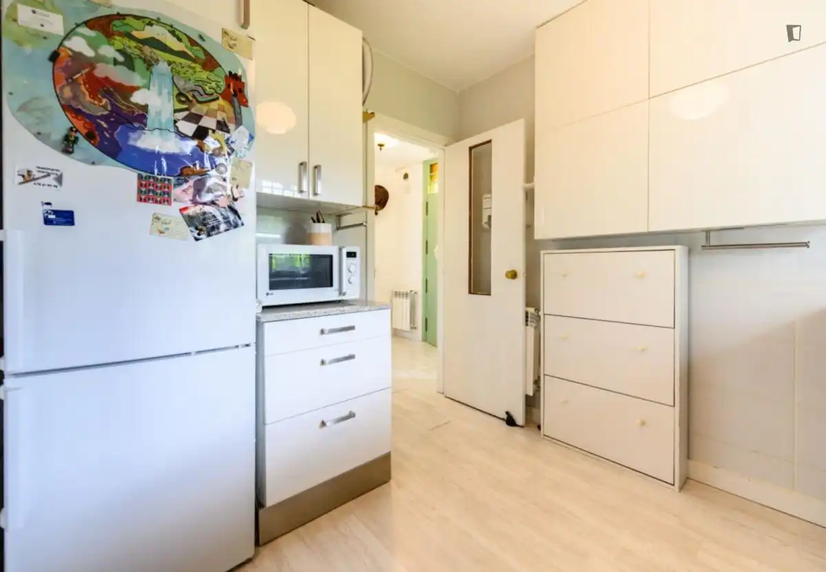 Cocina de Apartamento de alquiler en La Moraleja con Calefacción, Amueblado y Horno