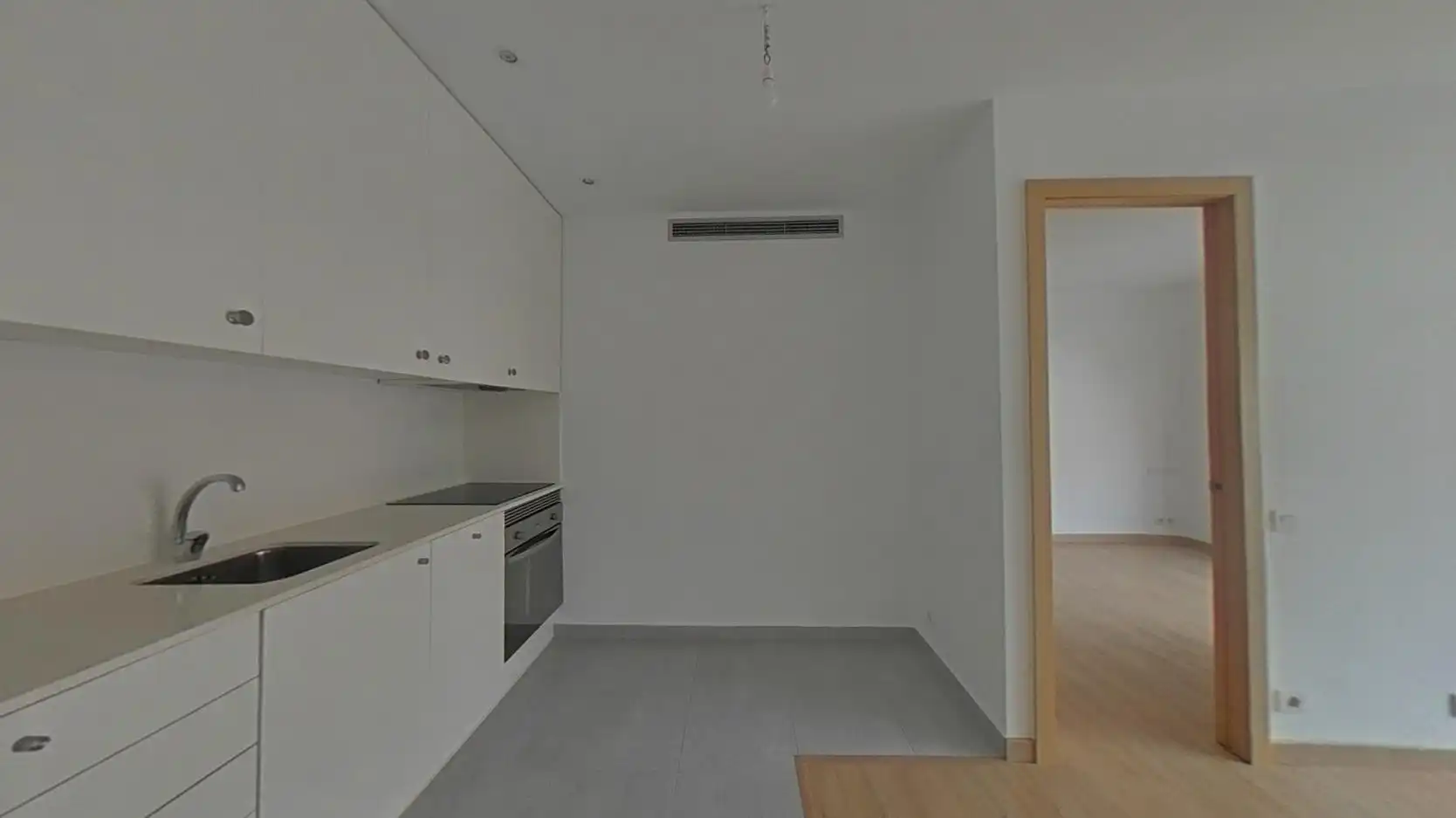Cuina de Pis en venda en Barcelona amb Terrassa i Balcó
