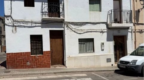 Foto 2 de Casa adosada en venda a Carrer de Santa Bàrbara, Faura, Valencia