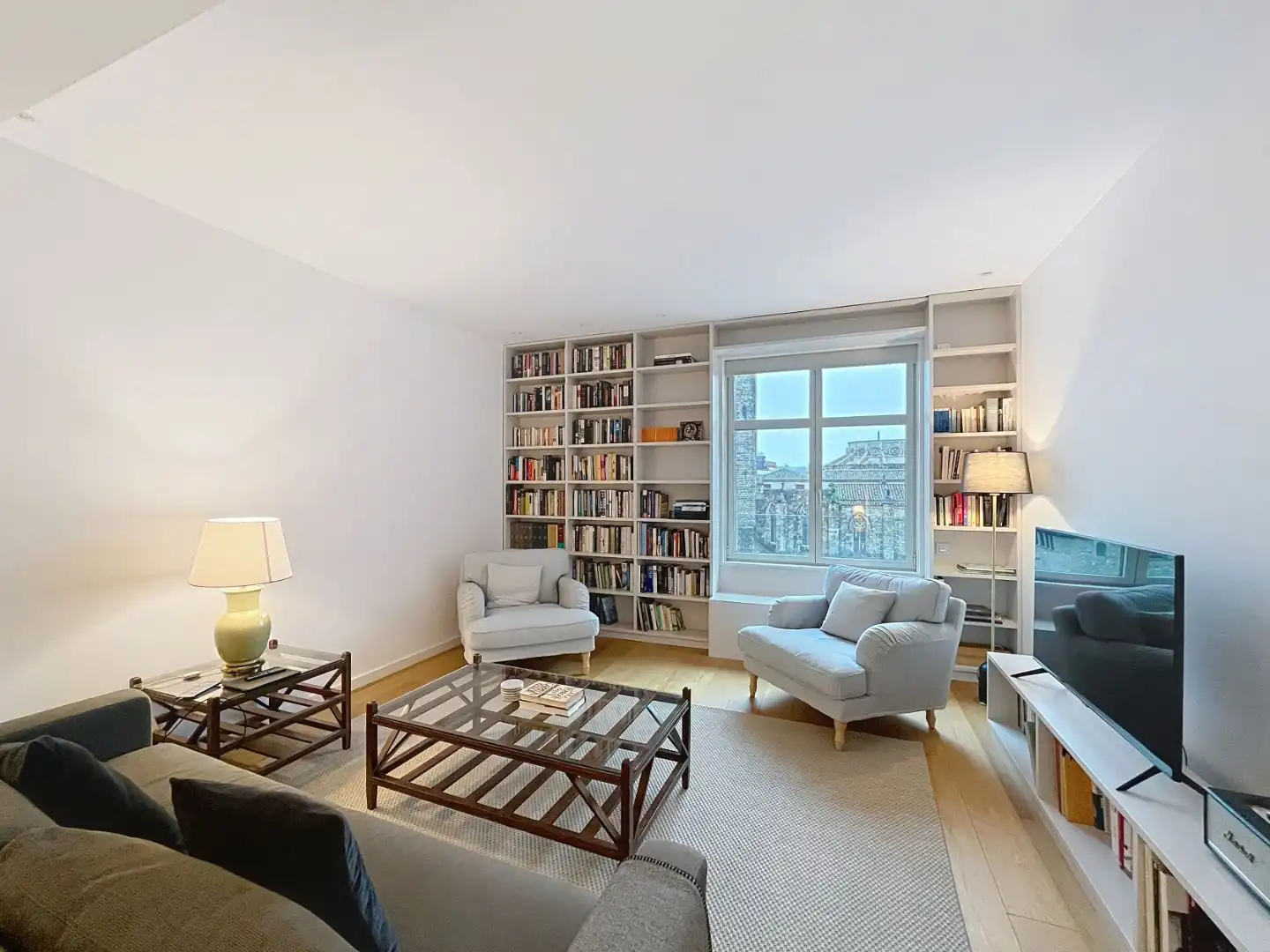 Sala d'estar de Pis en venda en  Barcelona Capital amb Aire condicionat i Terrassa