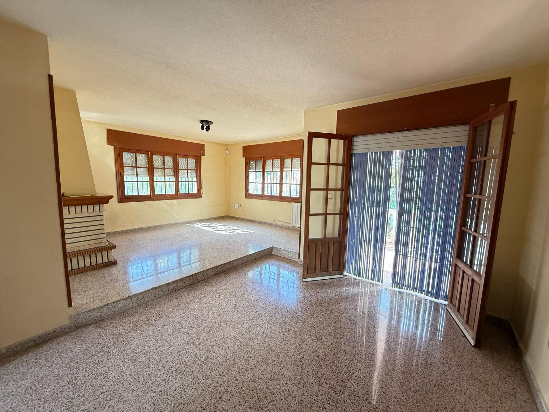 Living room of House or chalet for sale in San Vicente del Raspeig / Sant Vicent del Raspeig  with Heating, Terrace and Storage room
