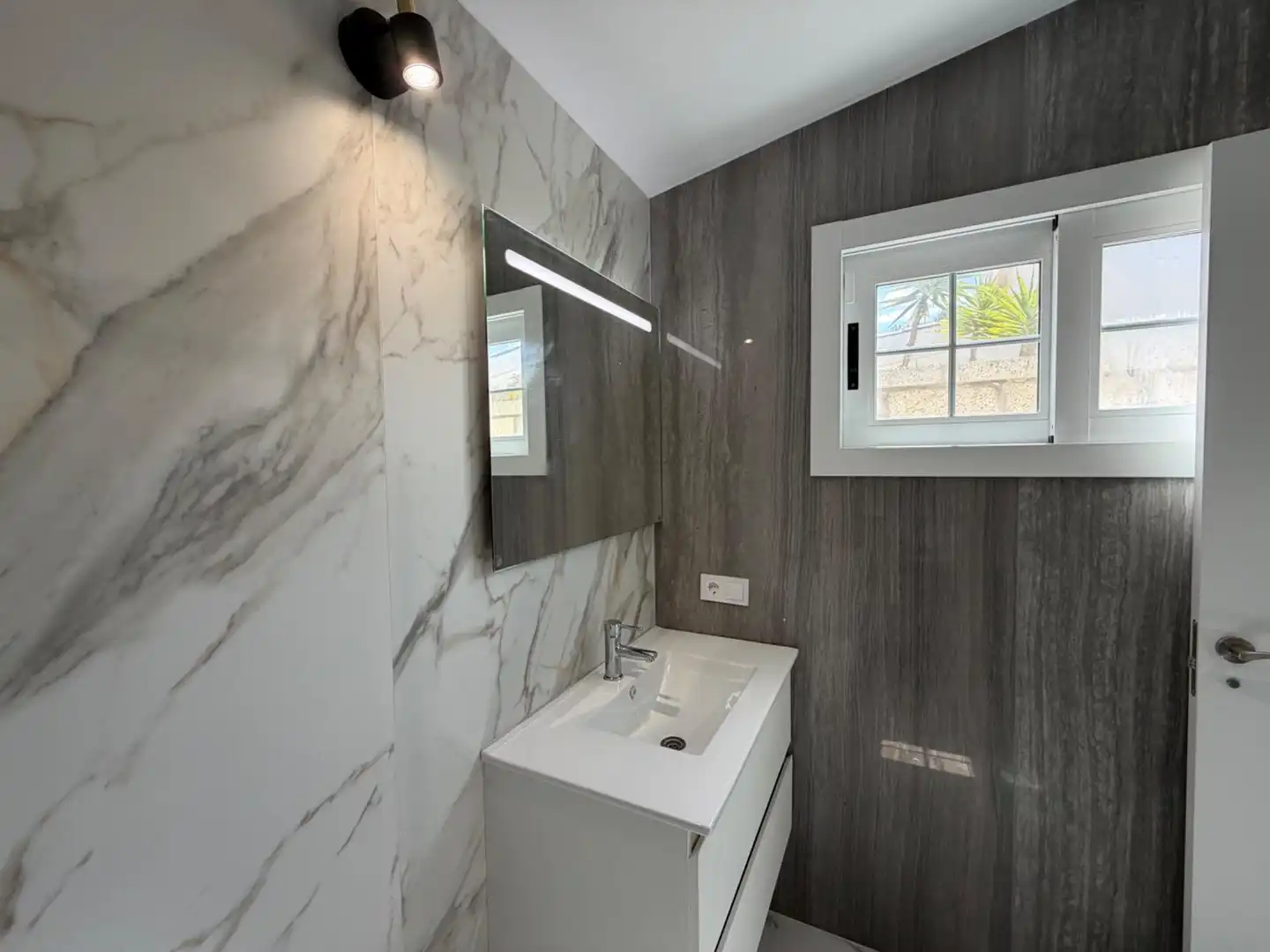 Casa con jardín en venta en Chayofa, imagen 2