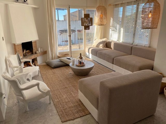 Living room of Flat for sale in L'Estartit  with Air Conditioner, Heating and Terrace