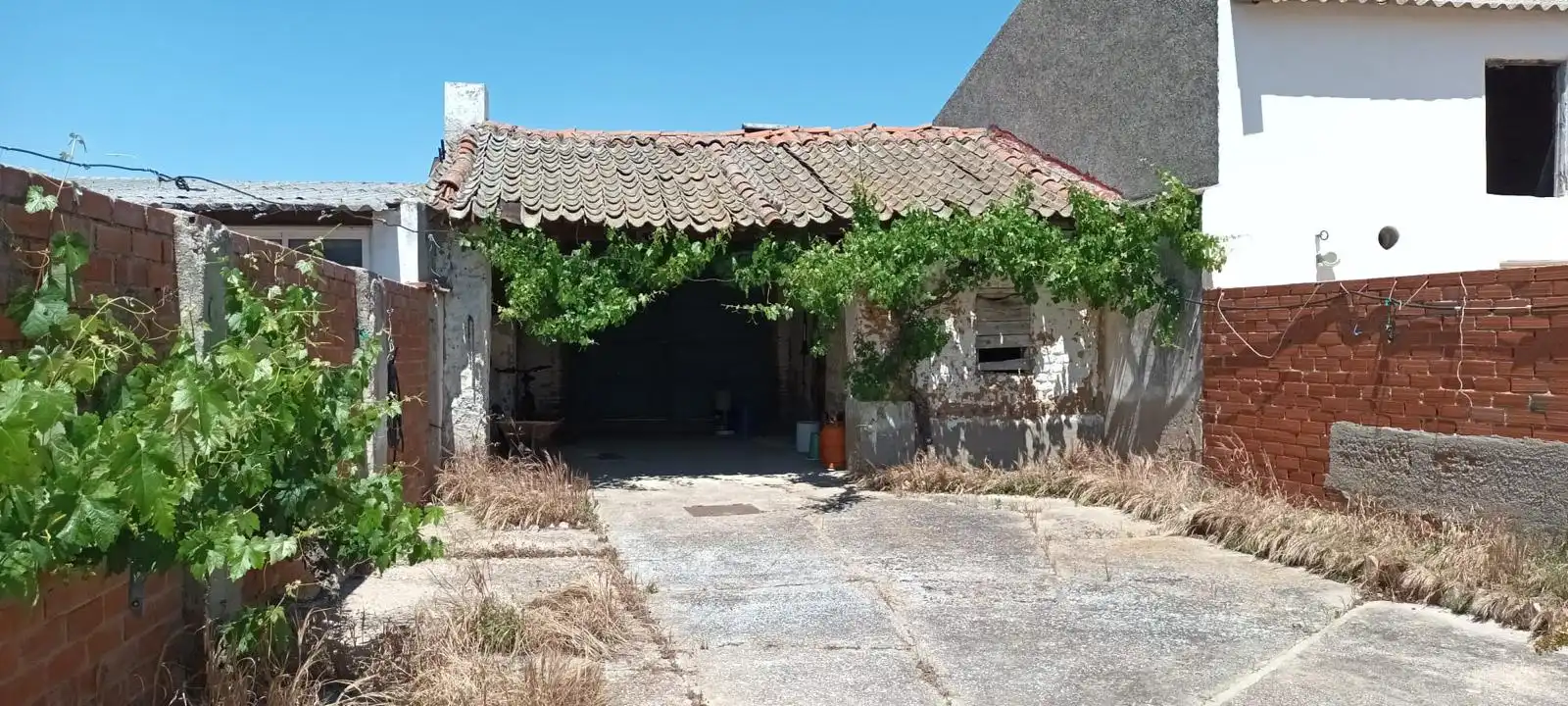 Exterior view of Houses for sale in Matapozuelos  with Heating, Private garden and Terrace