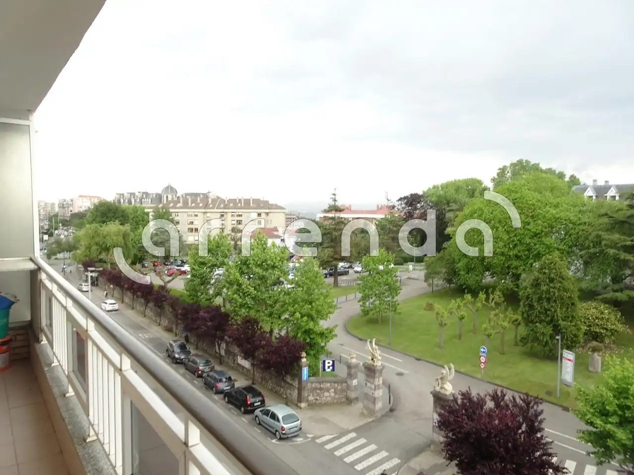 Außenansicht von Wohnung zur Miete in Santander mit Heizung, Terrasse und Möbliert