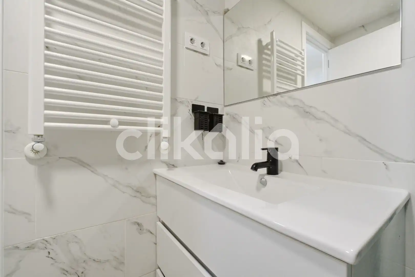 Baño de Piso de alquiler en Móstoles con Aire acondicionado, Calefacción y Terraza