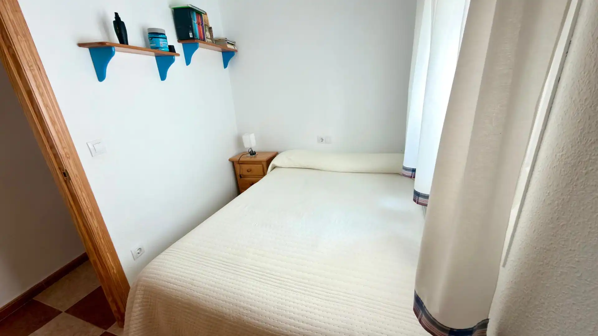 Habitación de Piso en venta en Punta Umbría con Aire acondicionado, Calefacción y Balcón