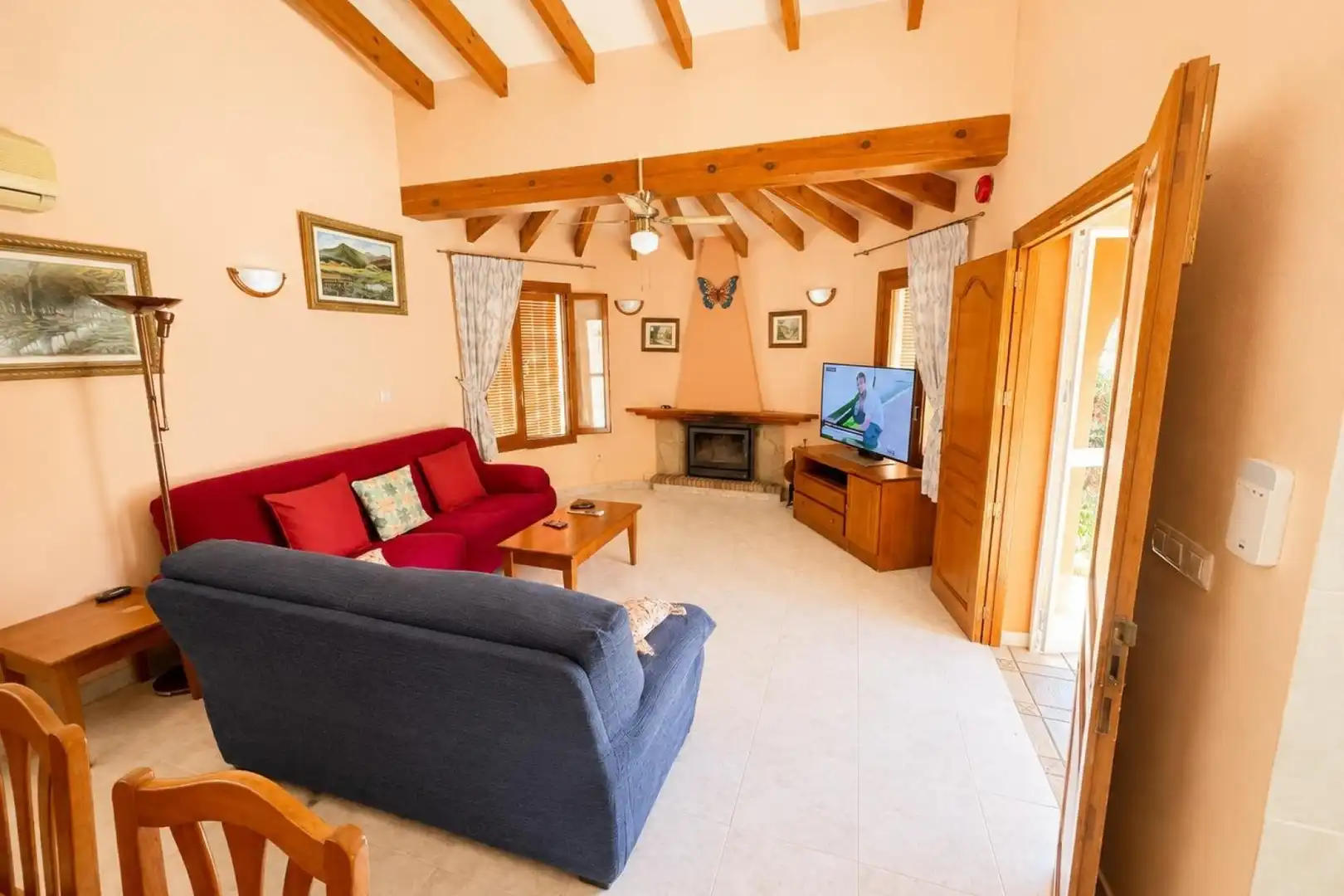 Sala d'estar de Casa o xalet en venda en L'Alfàs del Pi amb Piscina