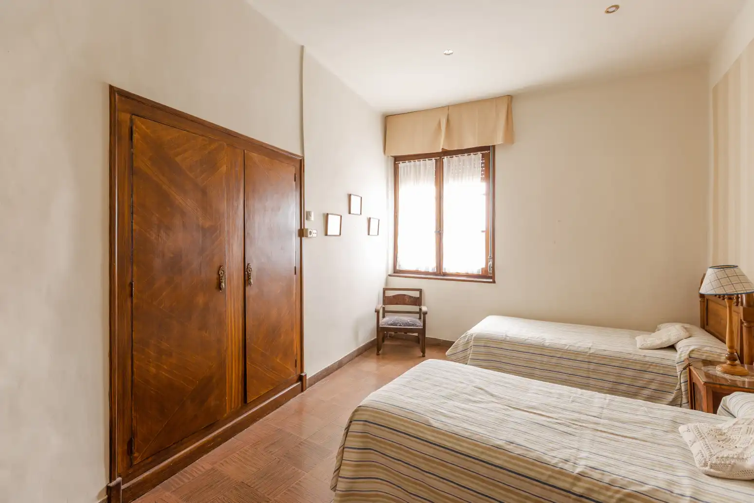 Habitación de Casa o chalet en venta en Allo con Calefacción, Jardín privado y Trastero