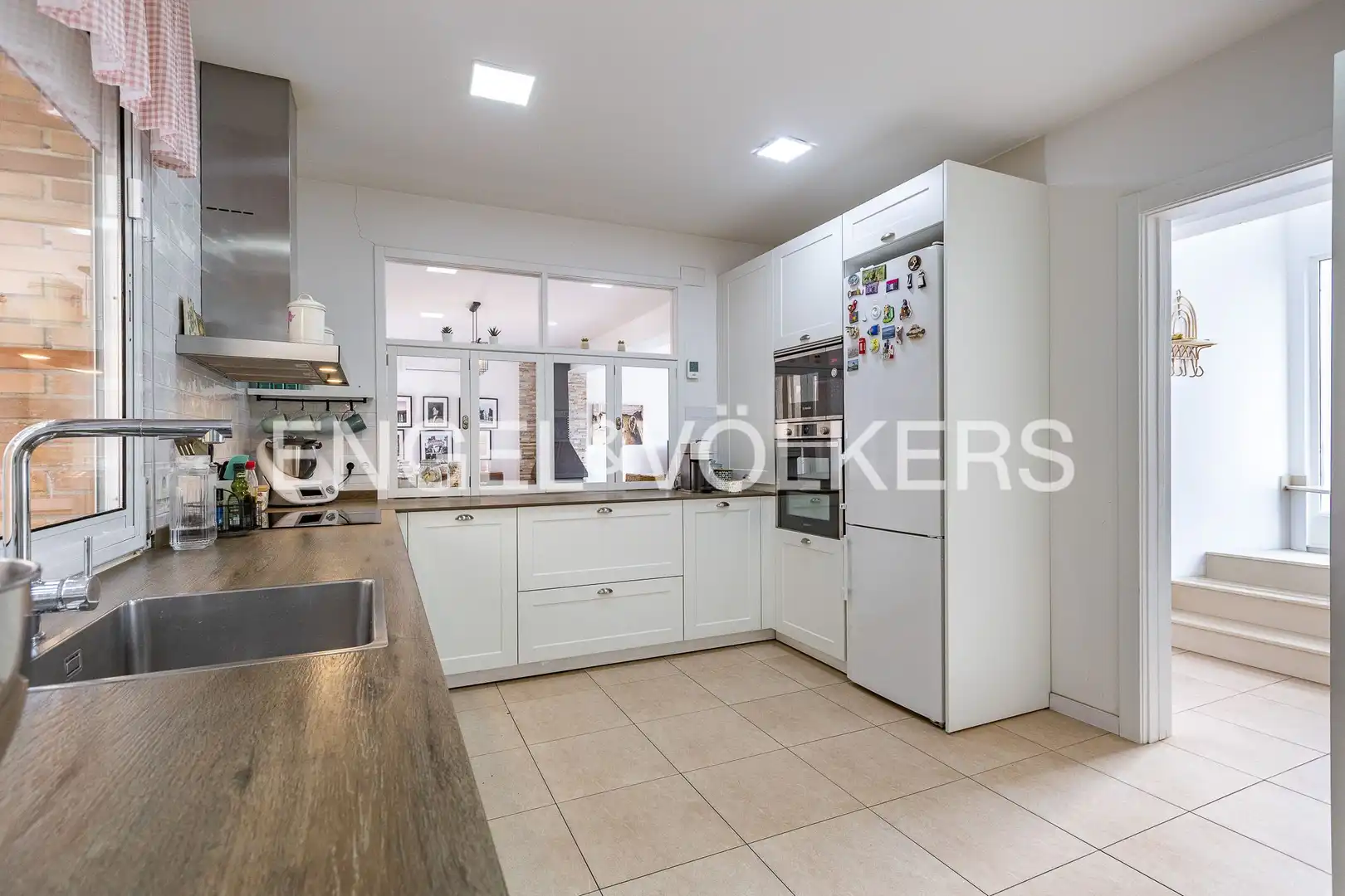 Cocina de Casa o chalet en venta en Vallirana con Aire acondicionado, Calefacción y Terraza