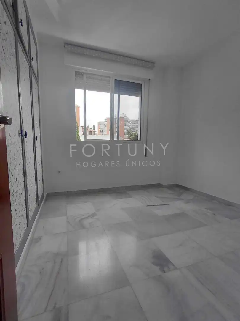 Habitación de Piso en venta en Torremolinos con Aire acondicionado, Calefacción y Terraza